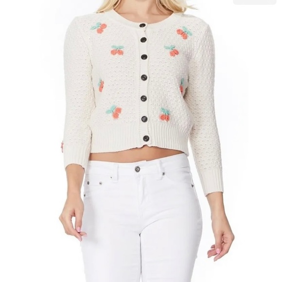 Vintage 50s Cherry Cardigan - Picture 2 of 7